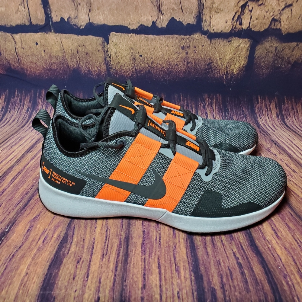 Nike Varsity compete TR 2 "Training shoes" - Picture 1 of 6